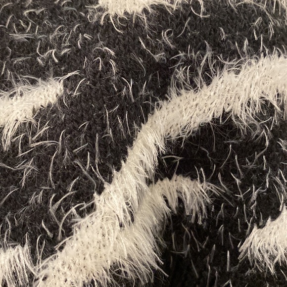 Susina Fun Fur cardigan sweater zebra print plus size 1X - Picture 4 of 5